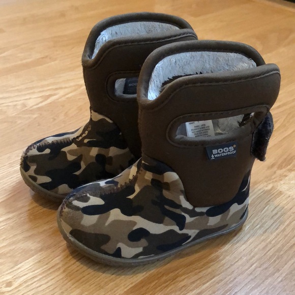 baby bogs camo